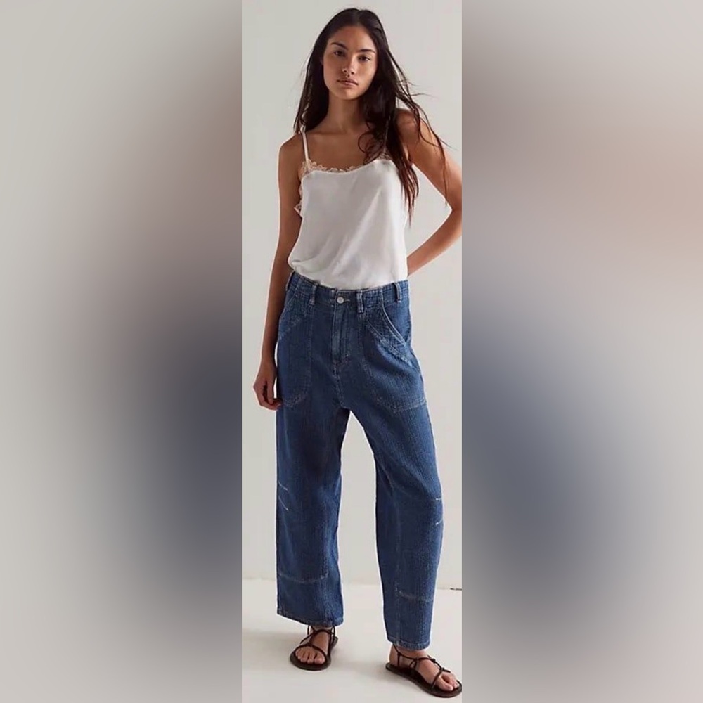 Free People WE THE FREE MIDNIGHT VOYAGE HAREM JEANS IN BLUE
Size: Medium